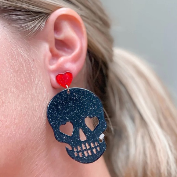 NEW Prep Obsessed Glitter Heart Skull Dangle Earrings - Picture 2 of 4
